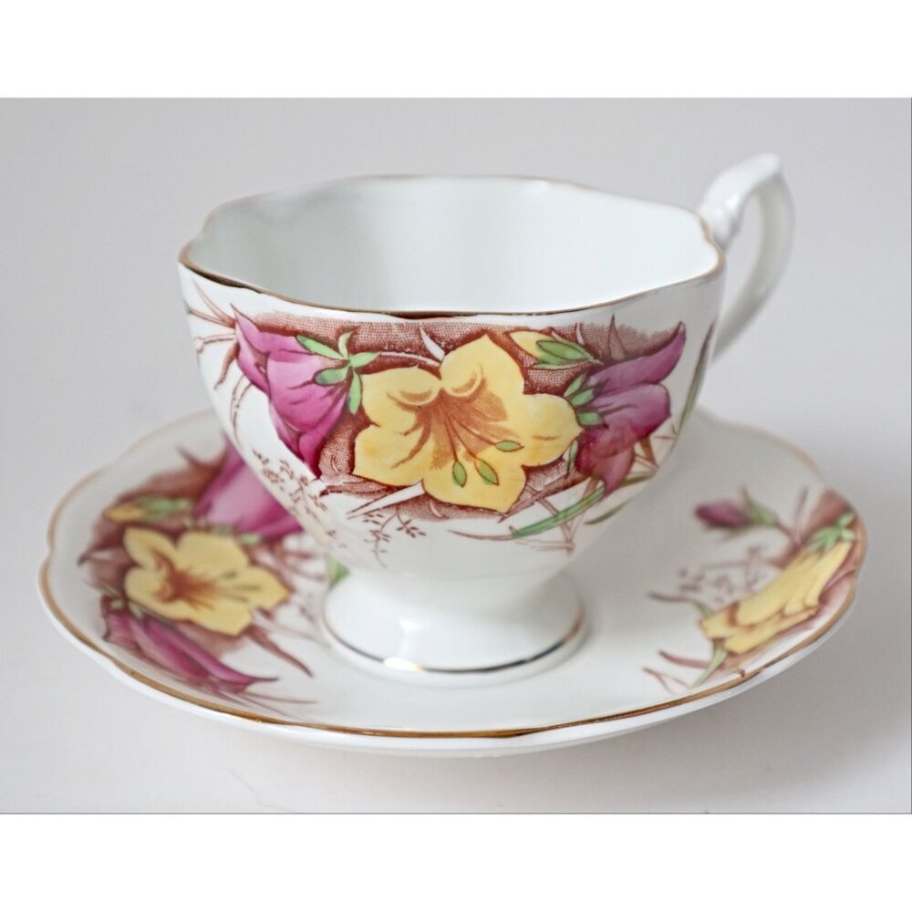 Vintage Teacup Saucer Queen Anne Flower Design Floral Bone China Tea Cup